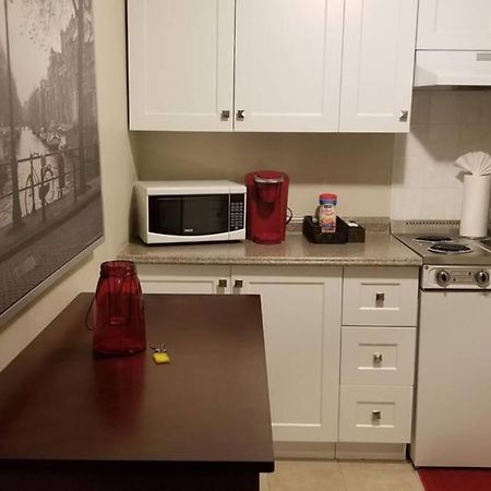 Cozy 1-Bdr Suite #20 By Amazing Property Rentals Gatineau Exterior foto