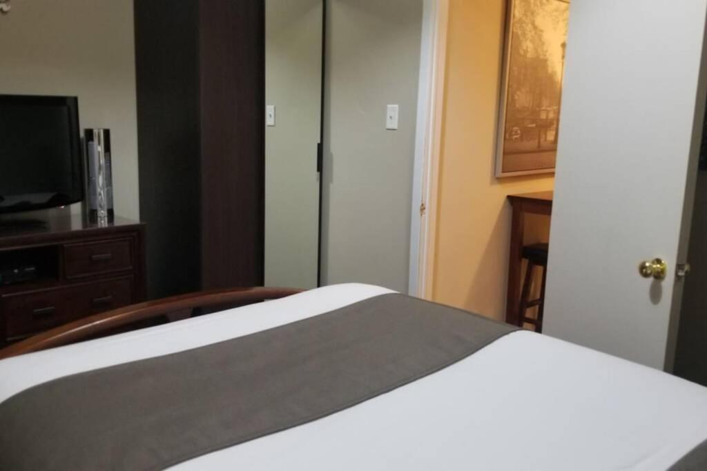Cozy 1-Bdr Suite #20 By Amazing Property Rentals Gatineau Exterior foto